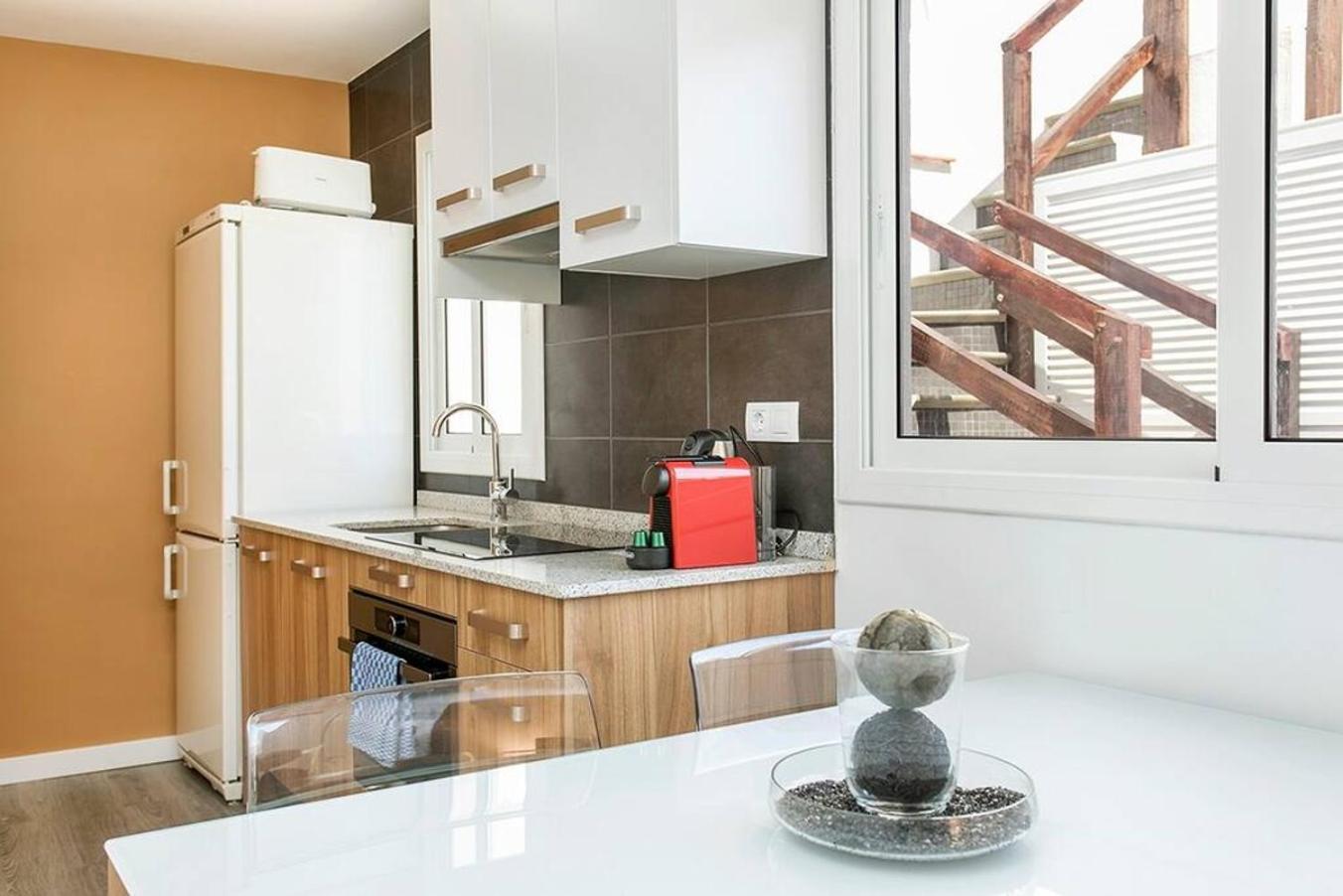 Cozy&New With Terrace Apartment L'Hospitalet de Llobregat Exterior photo
