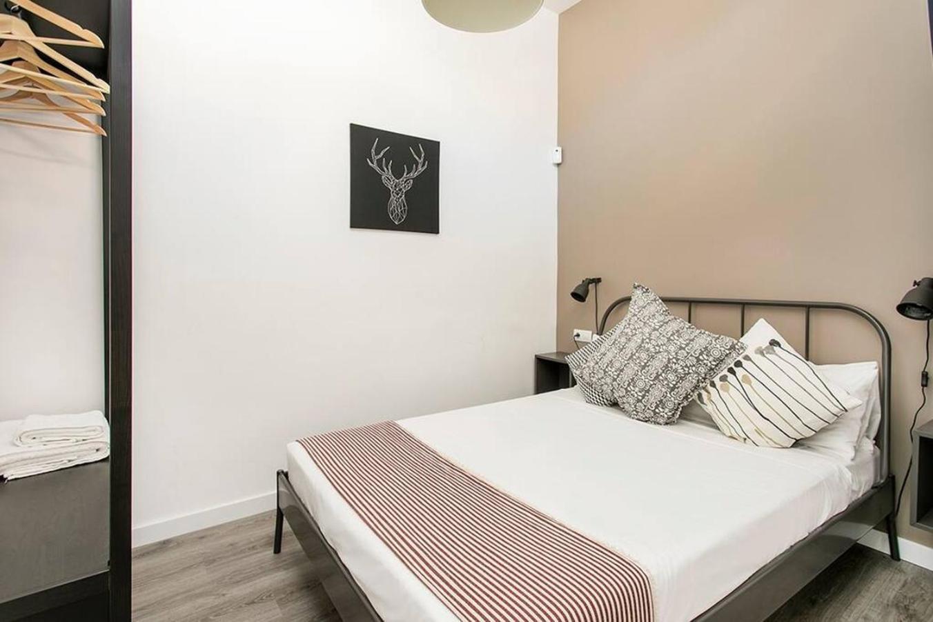 Cozy&New With Terrace Apartment L'Hospitalet de Llobregat Exterior photo